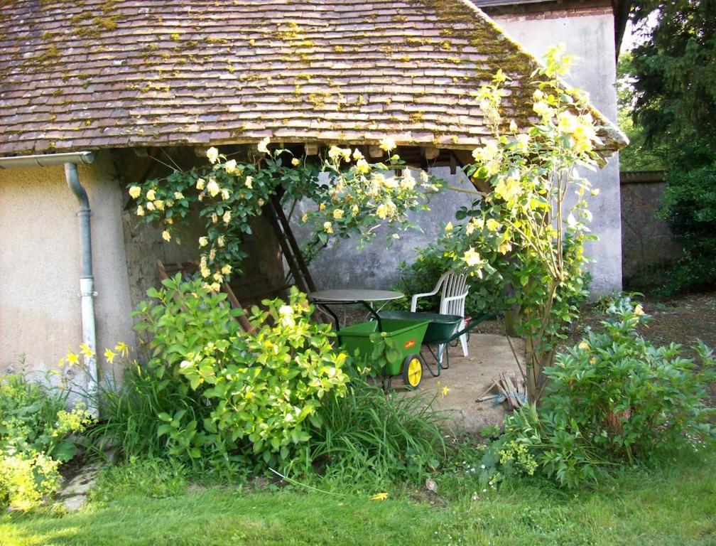 Ferme Du Chateau Bailleau-l'Eveque Eksteriør bilde